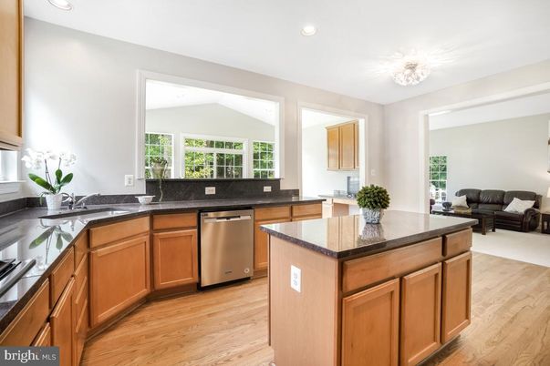 Chandelier, Interior, Kitchen, Living room, Recessed Lighting, Wood Texture Flooring