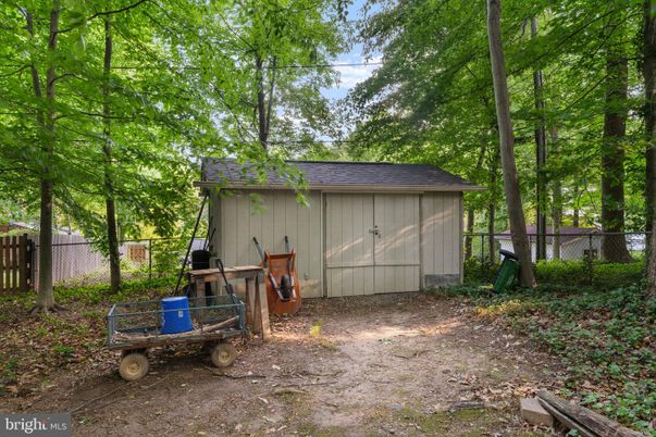 Backyard, Detached Garage, Exterior