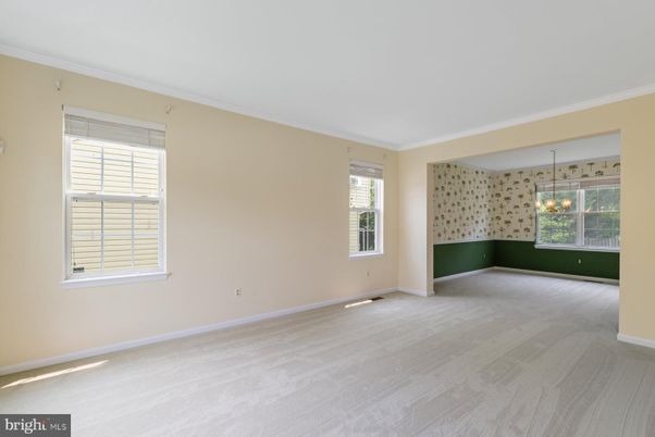 Empty room, Interior, Pendant Lights
