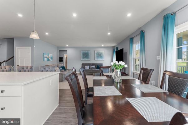 Dining room, Interior, Living room, Pendant Lights, Recessed Lighting, Wood Texture Flooring