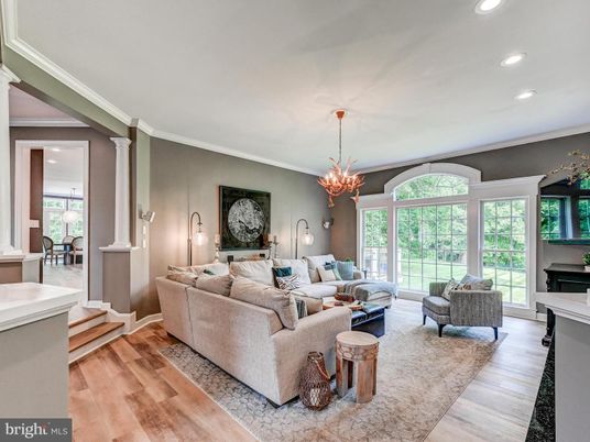 Chandelier, Interior, Living room, Recessed Lighting, Wood Texture Flooring
