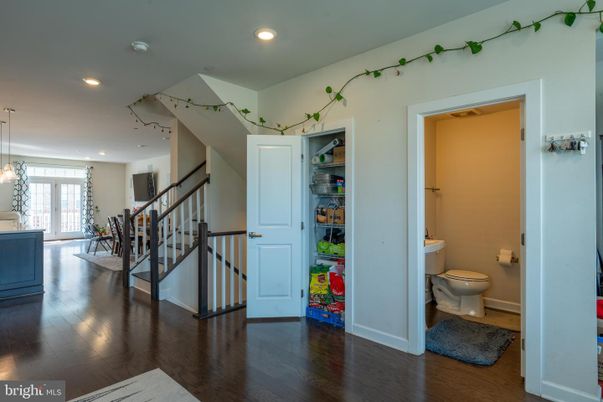 Bathroom, Interior, Pendant Lights, Recessed Lighting, Wood Texture Flooring