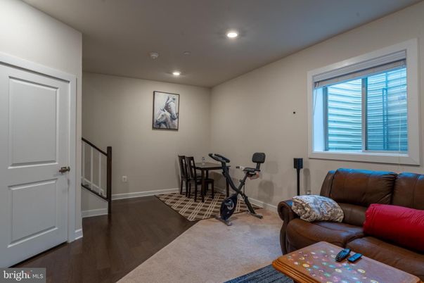 Fitness Equipment, Interior, Recessed Lighting, Wood Texture Flooring