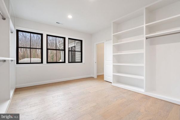 Interior, Recessed Lighting, Walk-in Closets, Wood Texture Flooring
