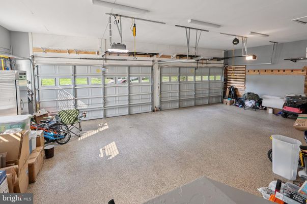 Garage, Interior