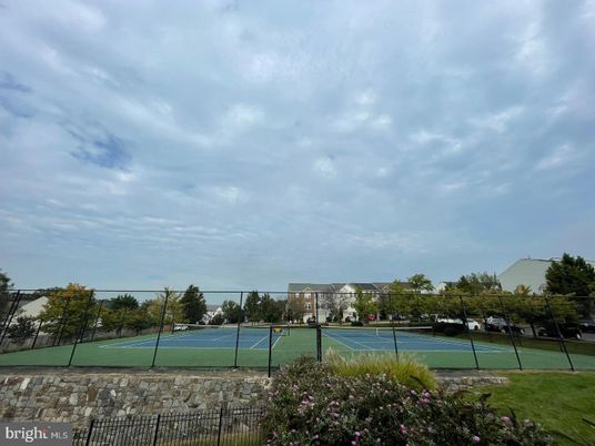 Exterior, Tennis Courts