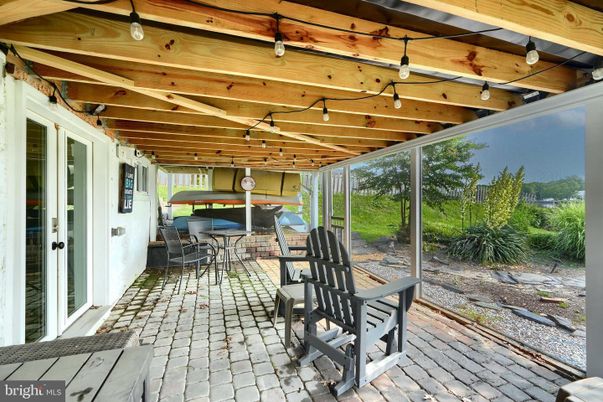 Exterior, Sun Room