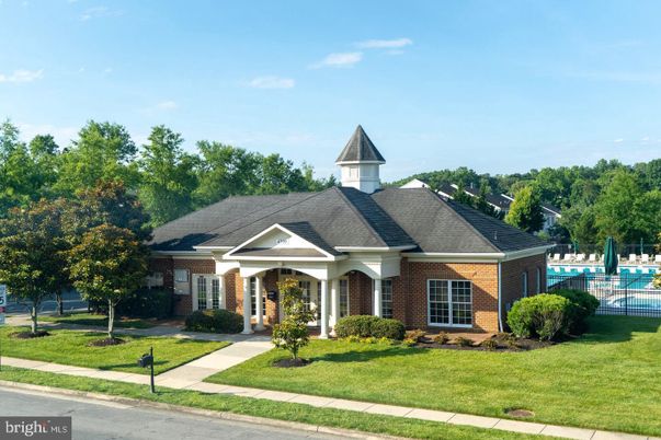 Exterior, Facade, Brick Facade, French Provincial