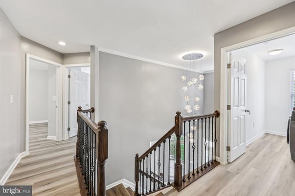 Interior, Pendant Lights, Recessed Lighting, Wood Texture Flooring