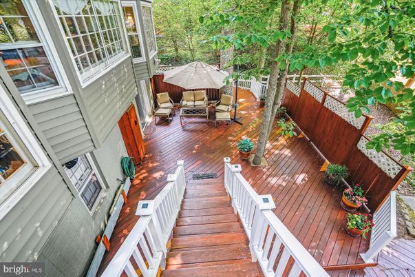 Exterior, Wood Texture Flooring