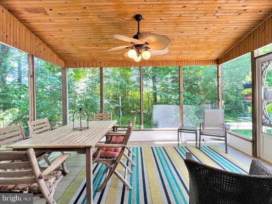 Dining room, Interior, Sun Room, Wooden Ceilings