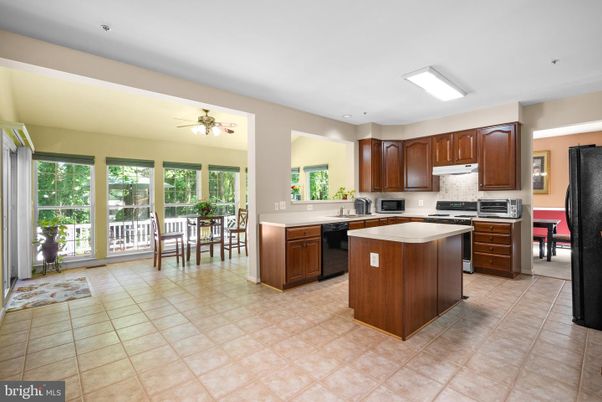 Dining room, Interior, Kitchen, Recessed Lighting