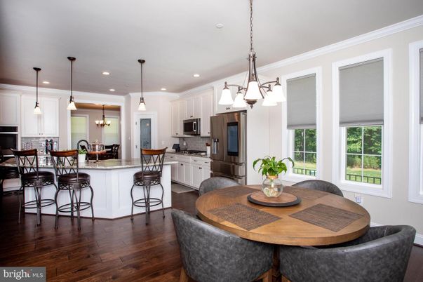 Dining room, Interior, Kitchen, Pendant Lights, Recessed Lighting, Wood Texture Flooring