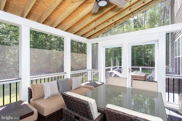 Dining room, Interior, Sun Room, Wooden Beams, Wooden Ceilings