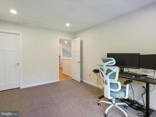 Home Office, Interior, Recessed Lighting, Wood Texture Flooring