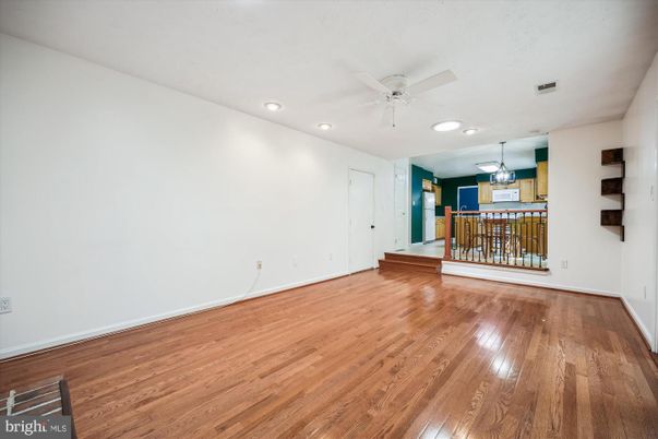 Empty room, Interior, Pendant Lights, Recessed Lighting, Wood Texture Flooring