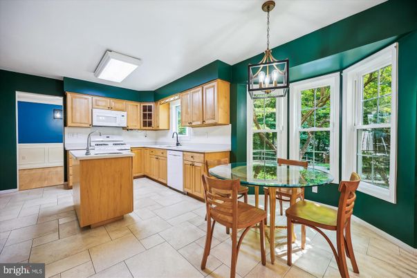 Dining room, Interior, Kitchen, Pendant Lights