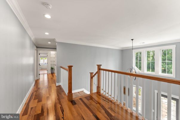 Interior, Pendant Lights, Recessed Lighting, Wood Texture Flooring