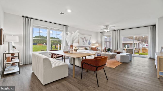 Dining room, Interior, Living room, Recessed Lighting, Wood Texture Flooring