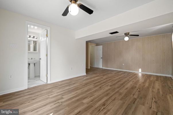 Bathroom, Empty room, Interior, Wood Texture Flooring