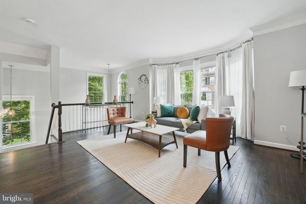 Interior, Living room, Pendant Lights, Wood Texture Flooring