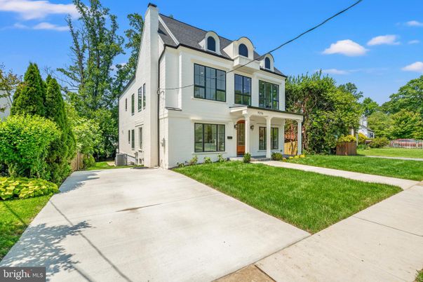 Backyard, Exterior, Facade, Georgian