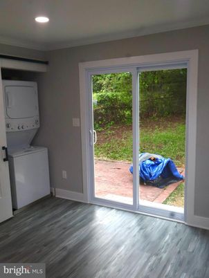 Interior, Recessed Lighting, Utility Closets, Washer, Wood Texture Flooring