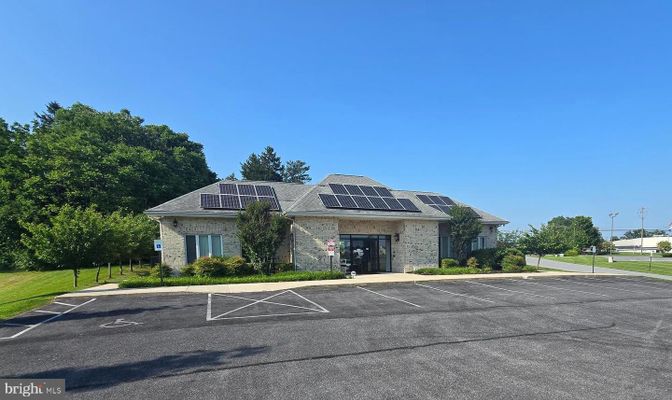 Exterior, Solar Panels