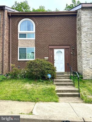 Exterior, Facade, Brick Facade, None