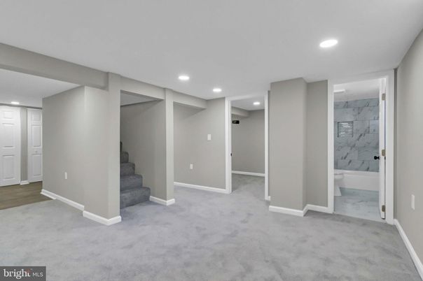 Bathroom, Interior, Marble, Marble Walls, Recessed Lighting
