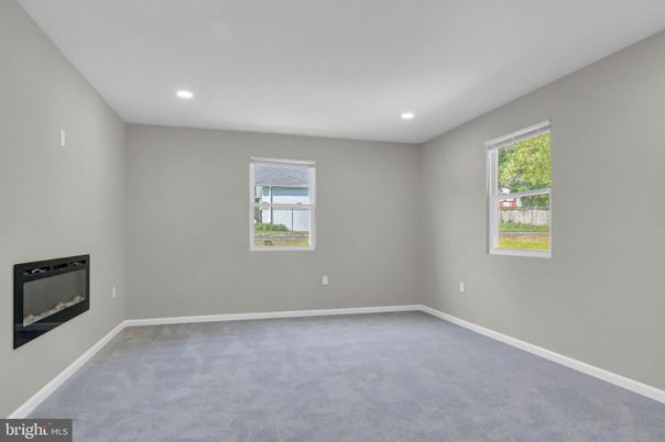 Empty room, Fireplace, Interior, Recessed Lighting
