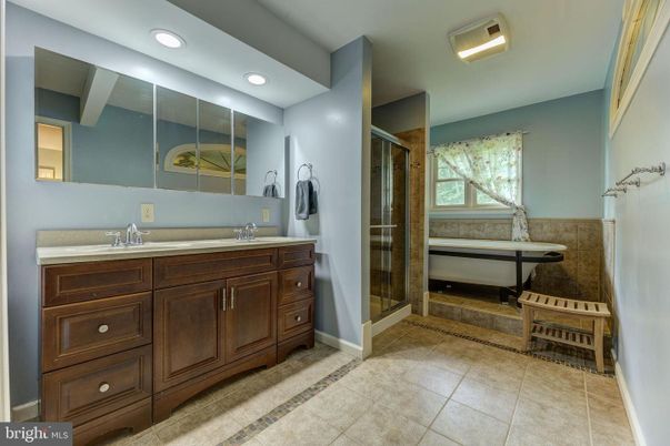 Bathroom, Dual Sink Vanities, Free Standing Baths, Glass Shower, Interior, Recessed Lighting