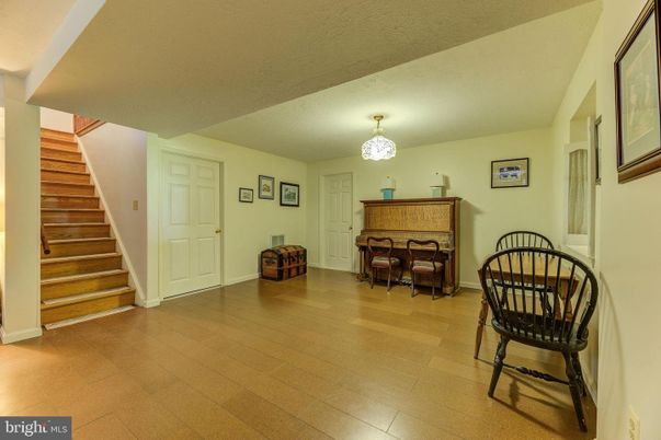 Chandelier, Interior, Piano, Wood Texture Flooring