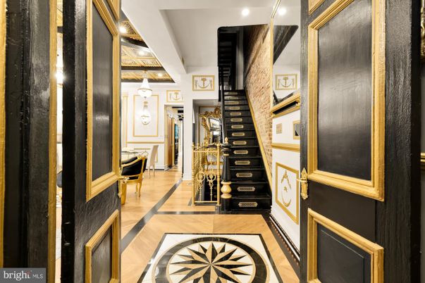 Interior, Pendant Lights, Recessed Lighting, Wood Texture Flooring