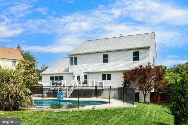 Backyard, Exterior, Pool