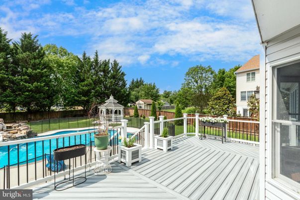Backyard, Exterior, Playground, Pool