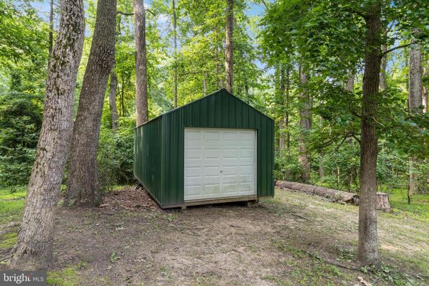 Detached Garage, Exterior