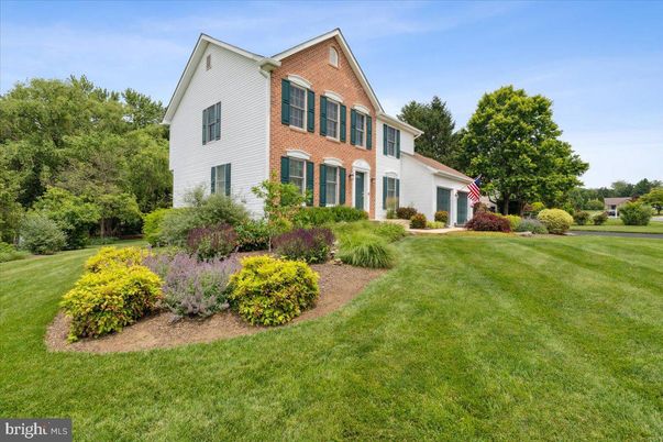 Backyard, Exterior, Facade, Brick Facade, Georgian