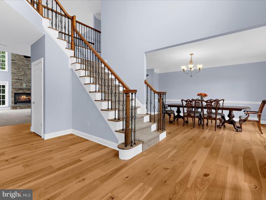 Chandelier, Dining room, Fireplace, Interior, Wood Texture Flooring