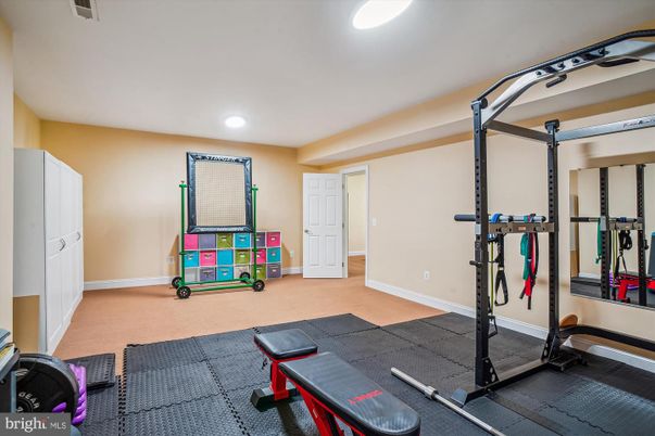 Fitness Equipment, Interior, Recessed Lighting