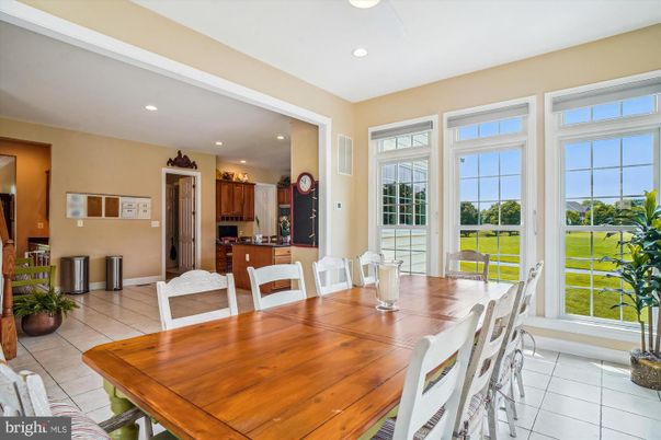 Dining room, Interior, Kitchen, Recessed Lighting