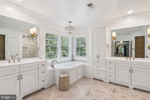 Bathroom, Chandelier, Dual Sink Vanities, Interior, Recessed Lighting