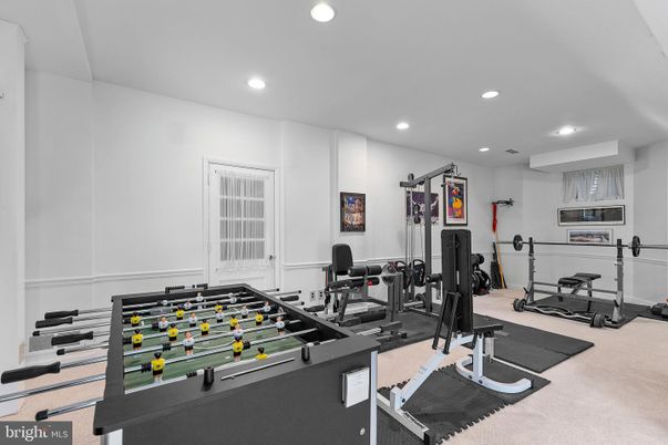 Billiard Table, Fitness Equipment, Game Room, Interior, Recessed Lighting