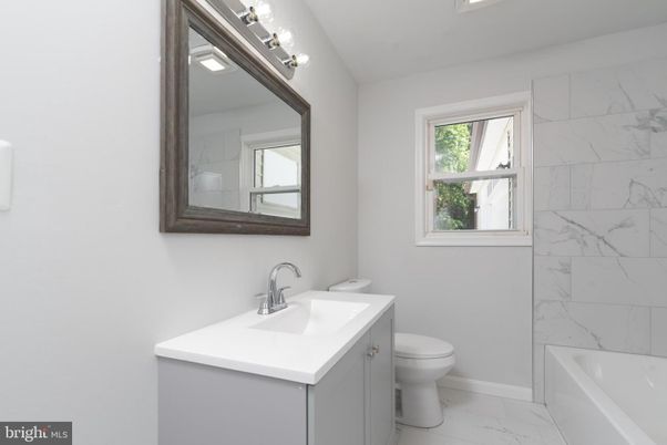 Bathroom, Interior, Marble, Marble Walls