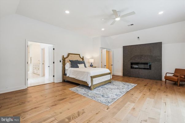 Bedroom, Fireplace, Interior, Recessed Lighting, Wood Texture Flooring