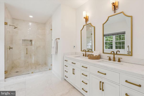 Bathroom, Dual Sink Vanities, Glass Shower, Interior, Recessed Lighting