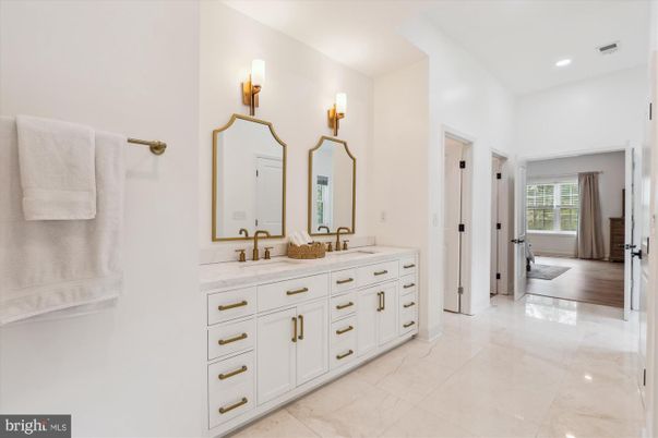 Bathroom, Dual Sink Vanities, Interior, Marble, Recessed Lighting