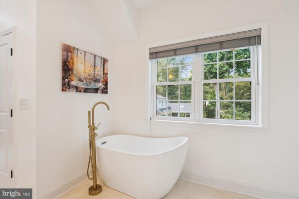 Bathroom, Free Standing Baths, Interior