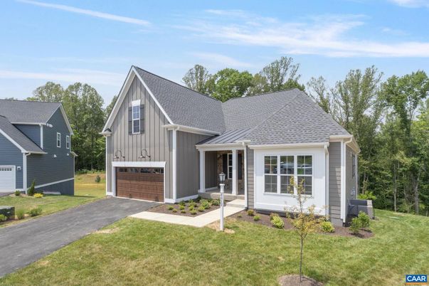 Attached, Exterior, Facade, Farmhouse