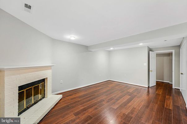 DE Listing image placeholder